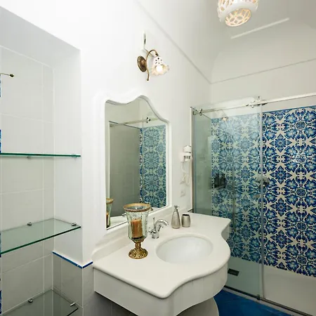 Villa Santa Chiara Positano Suites-3
